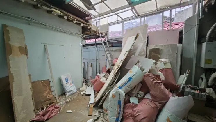 Emptying a House That Held Seventy Years — photo 6