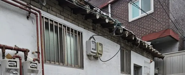 Extending the Eaves: The Buyeon Go Up — photo 6