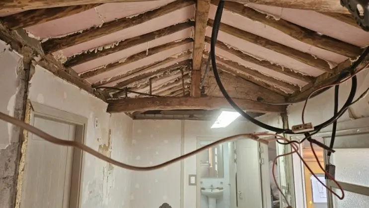 Extending the Eaves: The Buyeon Go Up — photo 12