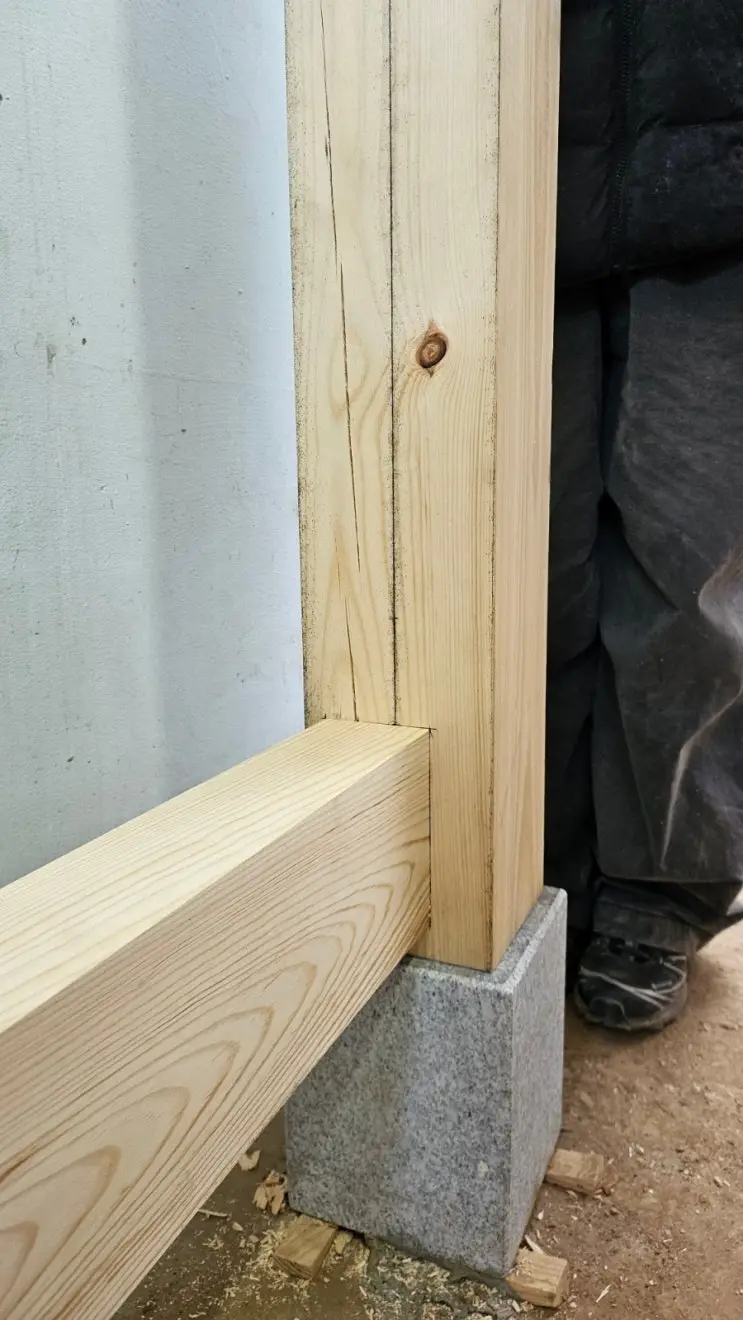 Why Hanok Joints Hold: A Lesson in Mortise-and-Tenon — photo 6