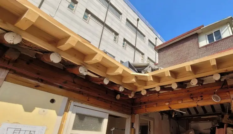 Protecting the Star of the Show: Masking Every Rafter — photo 5