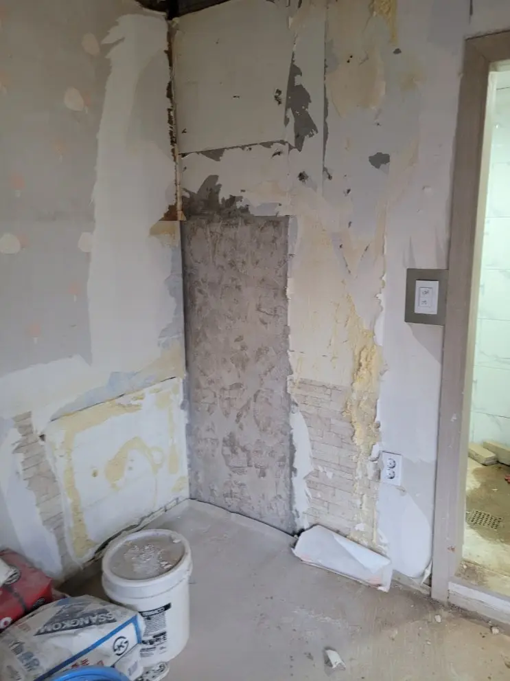 ₩1.5 Million of Flatness: The Wall Boards Arrive — photo 4