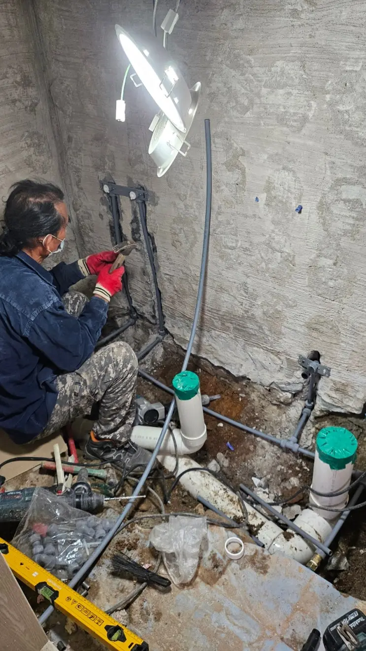 One Plumber, Eight Hours, ₩800,000 — and Heating We Didn't Know Was Broken — photo 3