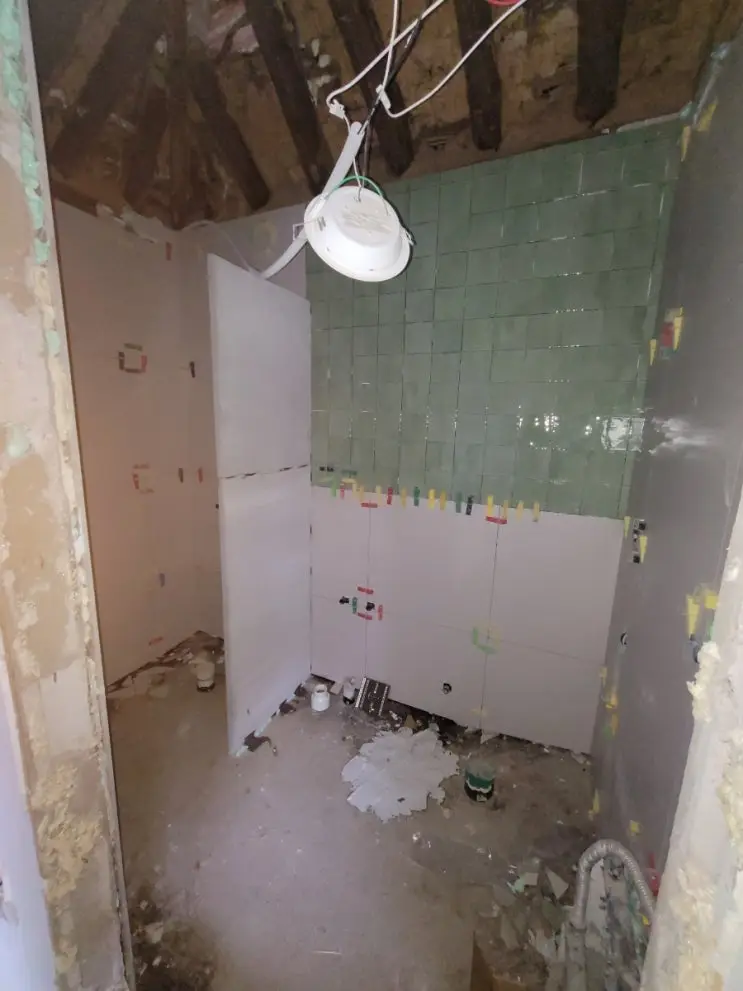 The Tub Gets Dressed; the Wires Get Tucked — photo 2