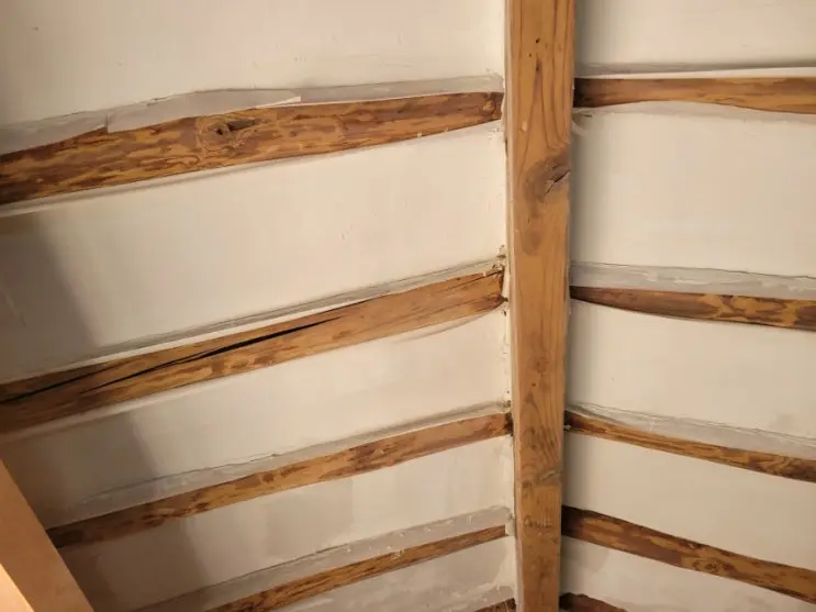 Six-Hundred-Millimeter Tiles at Forty-Five Degrees — photo 2