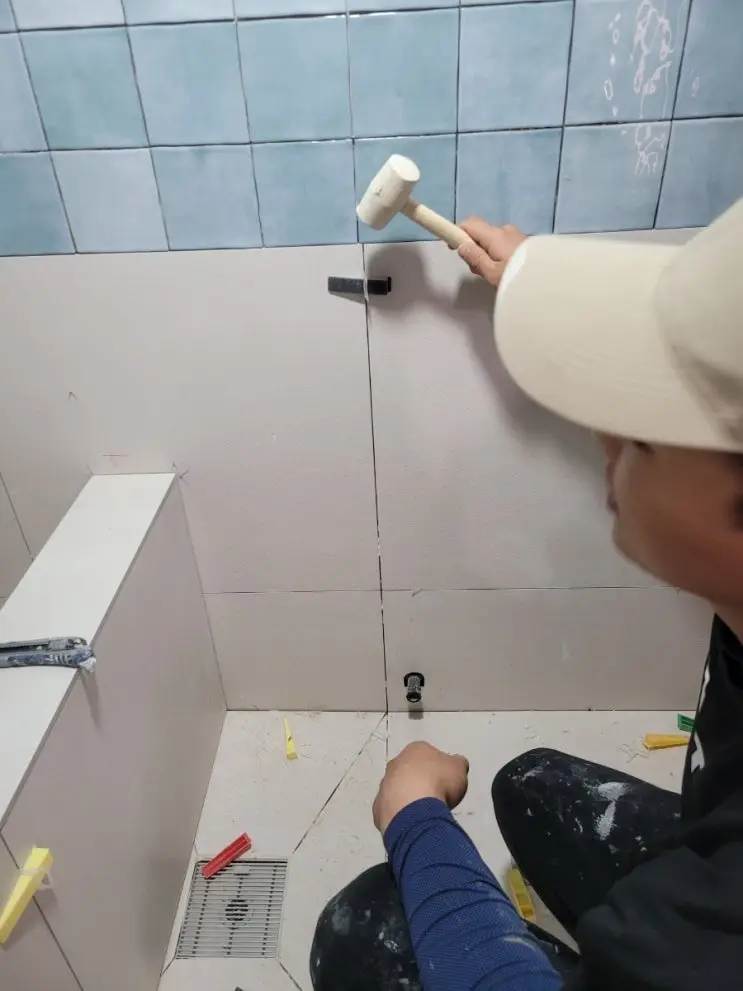 Ten Blades and a Rubber Mallet: Grout Day — photo 5
