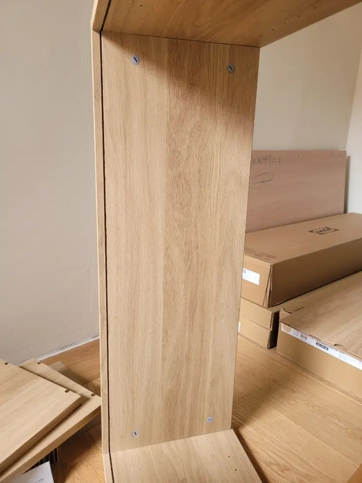 Bookcases, a Budget Smart Screen, and Wi-Fi: The Stay Takes Shape — photo 4