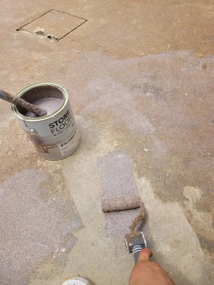 Day 85: Painting the Courtyard Floor, Closing the Log — photo 7